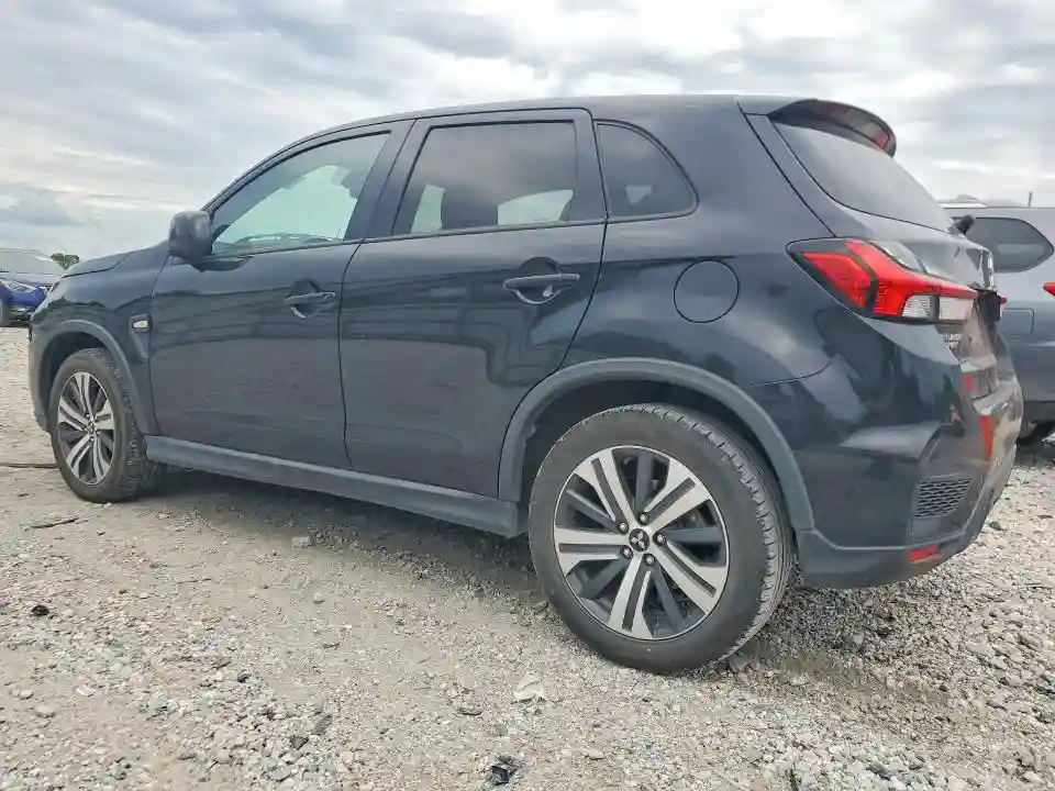 JA4APUAU5MU033139 2021 MITSUBISHI OUTLANDER-1