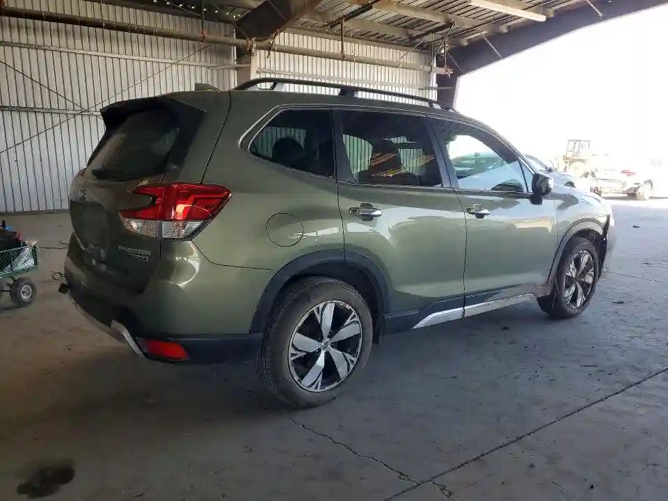 JF2SKAWC8KH400131 2019 SUBARU FORESTER-2