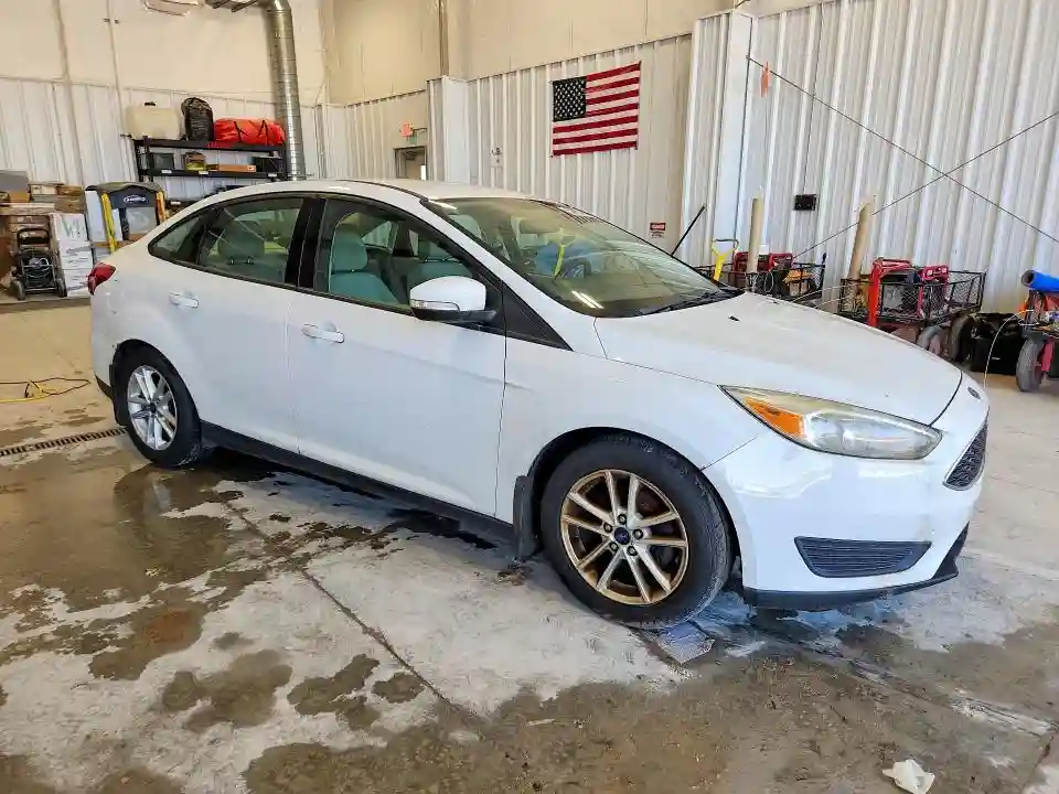 1FADP3F22GL329692 2016 FORD FOCUS-3