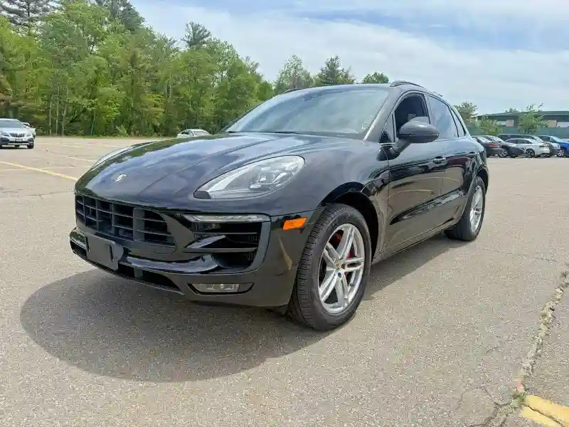 WP1AG2A51HLB56322 2017 PORSCHE MACAN-1