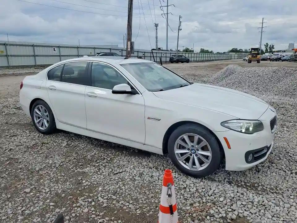 WBA5A7C56FD625522 2015 BMW 5 SERIES-3