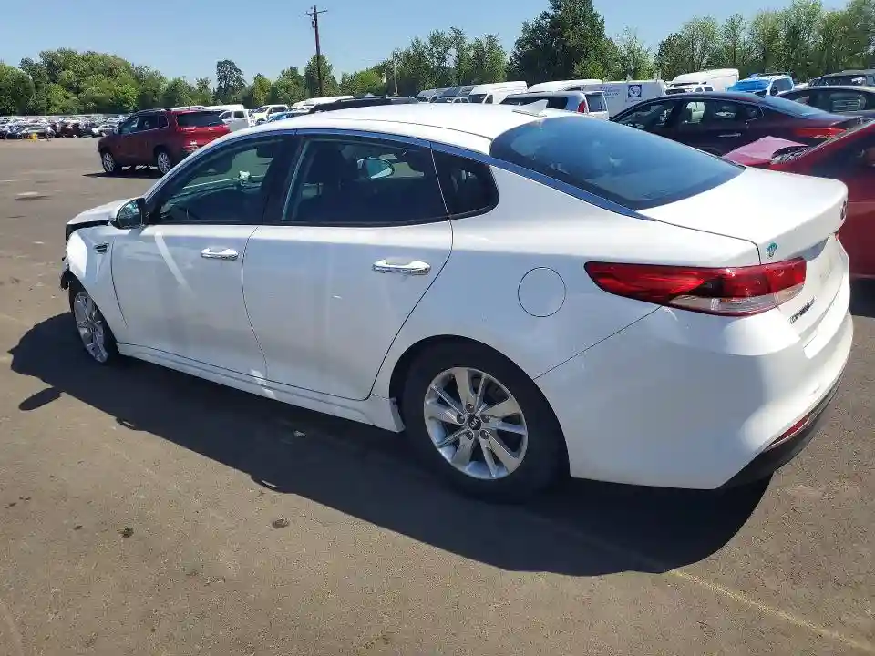 5XXGT4L36JG188574 2018 KIA OPTIMA-1