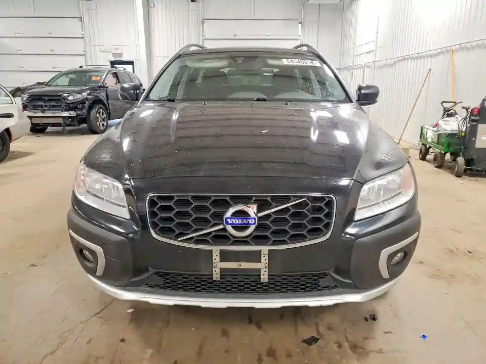 YV4612NK4G1237718 2016 VOLVO XC70-4