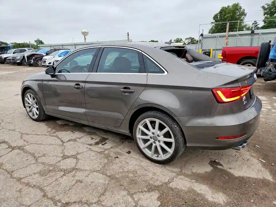 WAUCJGFF7F1071906 2015 AUDI A3-1