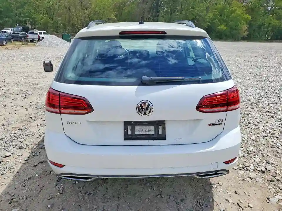 3VW117AU6JM752227 2018 VOLKSWAGEN GOLF-5