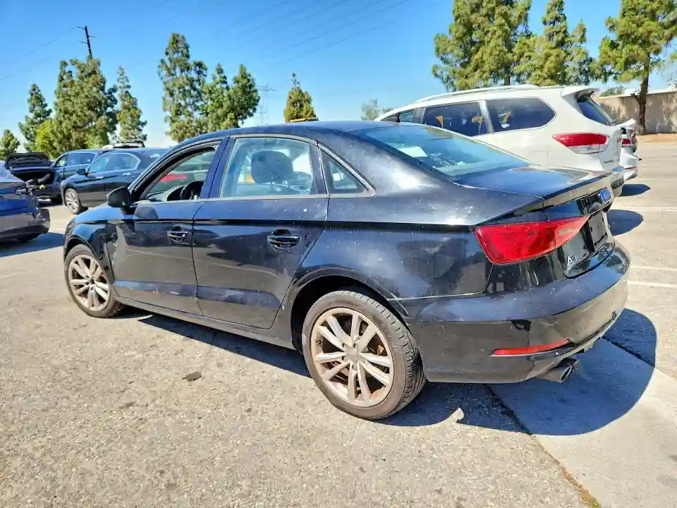WAUAJGFF3F1101524 2015 AUDI A3-1