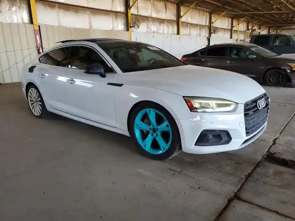 WAUCNCF51JA009074 2018 AUDI A5-3