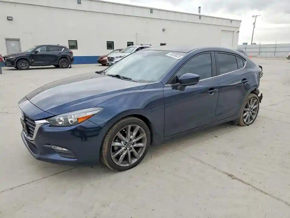 3MZBN1V37JM215129 2018 MAZDA 3-0