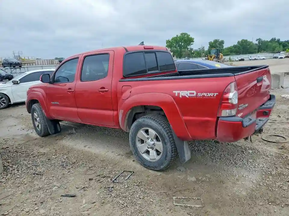 3TMLU4ENXFM176007 2015 TOYOTA TACOMA-1