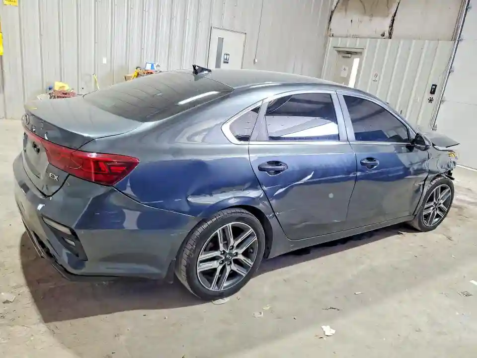 3KPF54AD6LE153417 2020 KIA FORTE-2