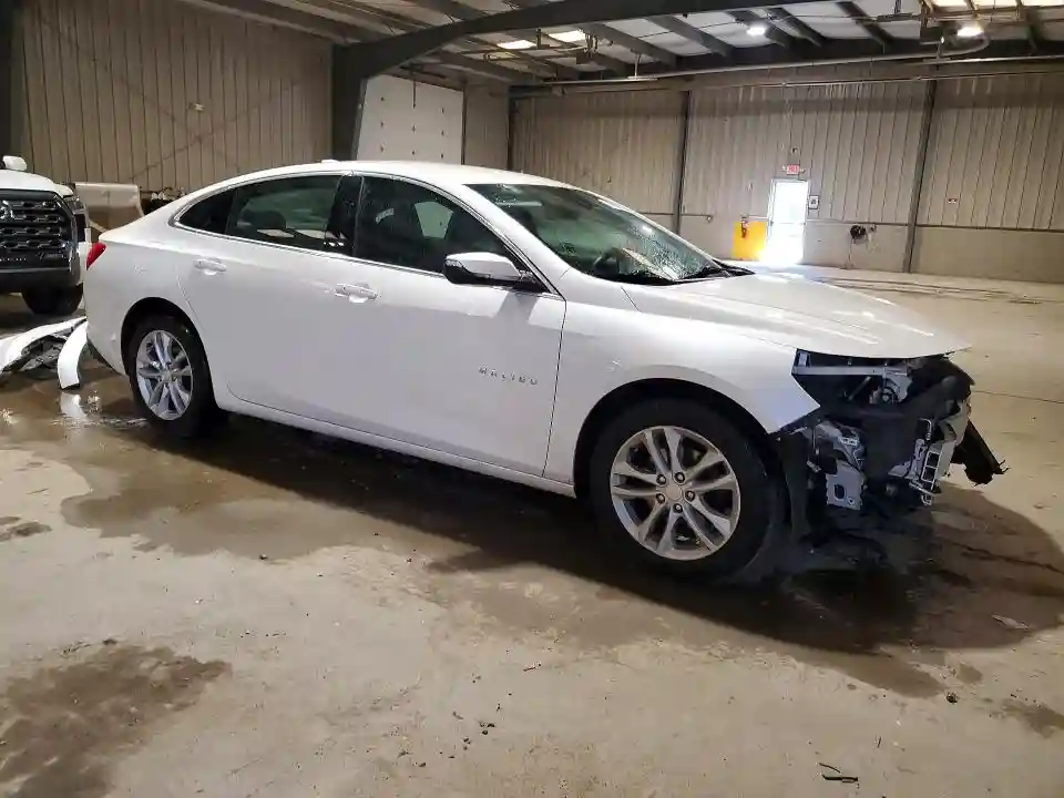 1G1ZE5ST9HF236211 2017 CHEVROLET MALIBU-3
