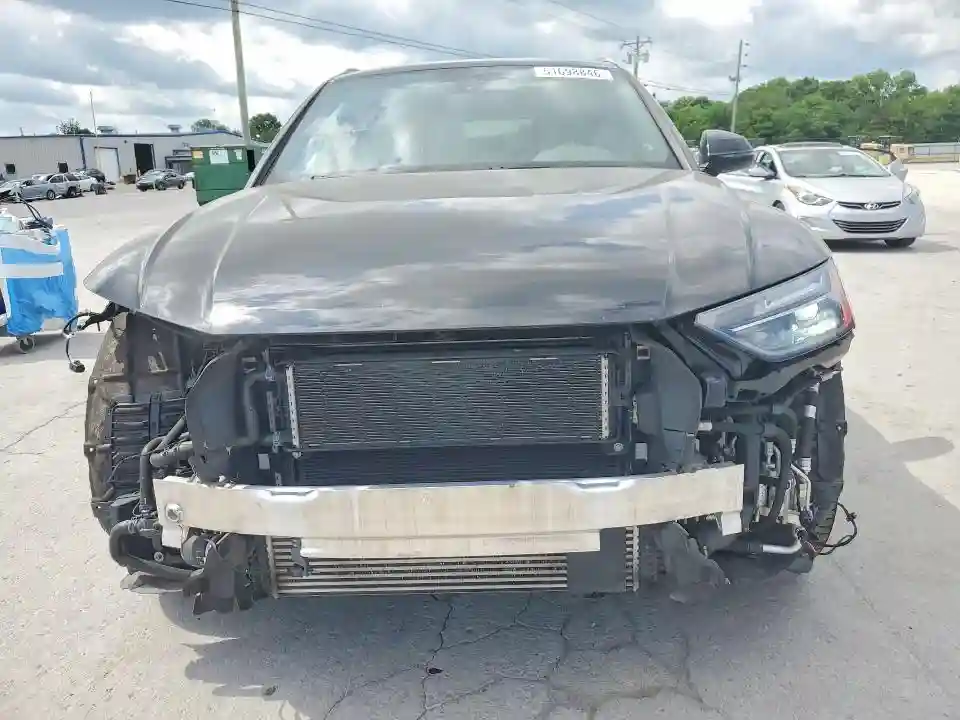 WA1E2AFYXM2125370 2021 AUDI Q5-4