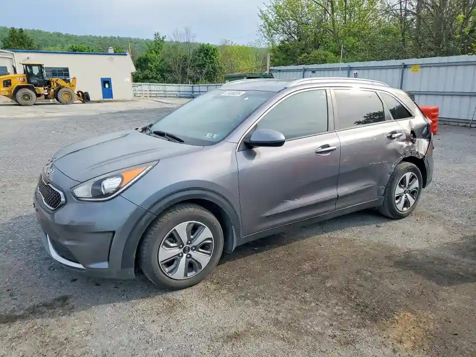 KNDCB3LC5H5104688 2017 KIA NIRO-0