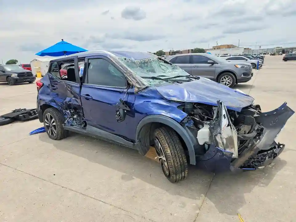 3N1CP5CU6JL529917 2018 NISSAN KICKS-3