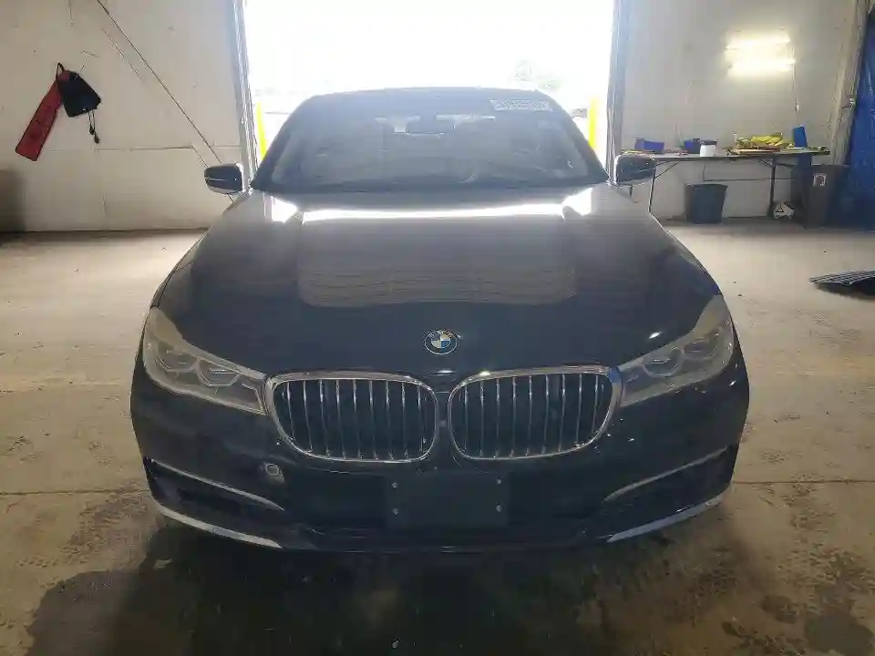 WBA7F0C50GGL99687 2016 BMW 7 SERIES-4
