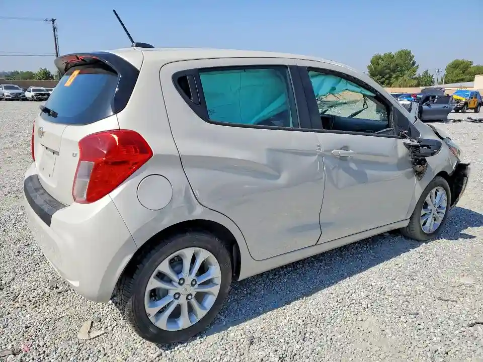 KL8CD6SA9MC722445 2021 CHEVROLET SPARK-2