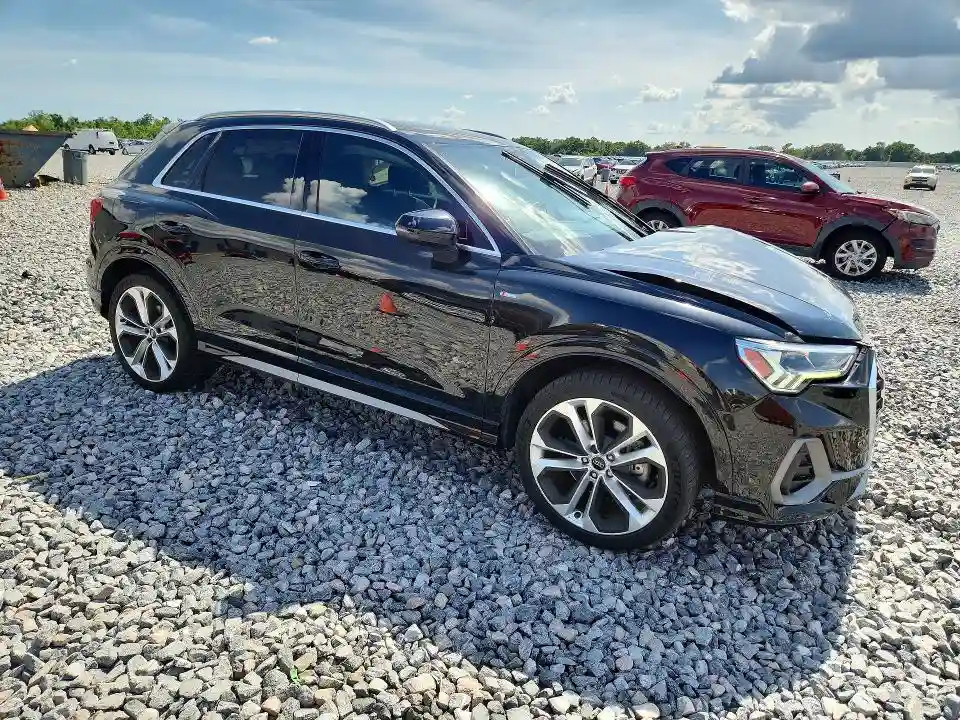 WA1EECF33L1088478 2020 AUDI Q3-3