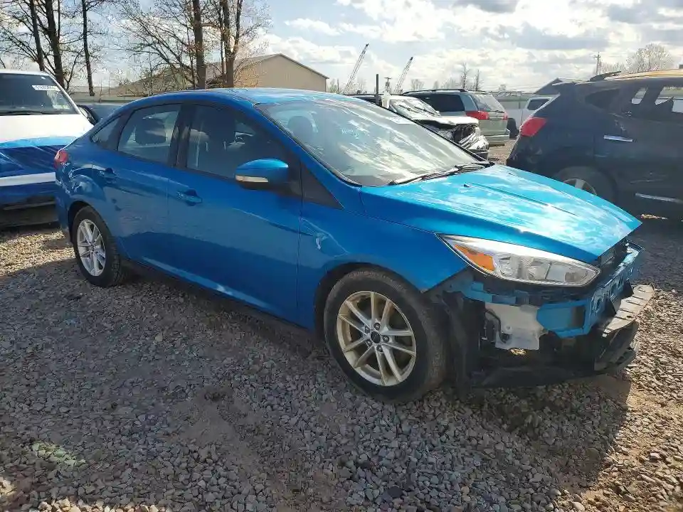 1FADP3F26HL250818 2017 FORD FOCUS-3