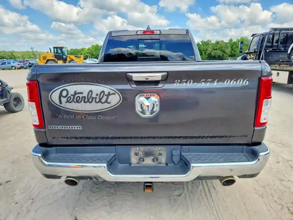 1C6RREBT5KN763405 2019 RAM 1500-5