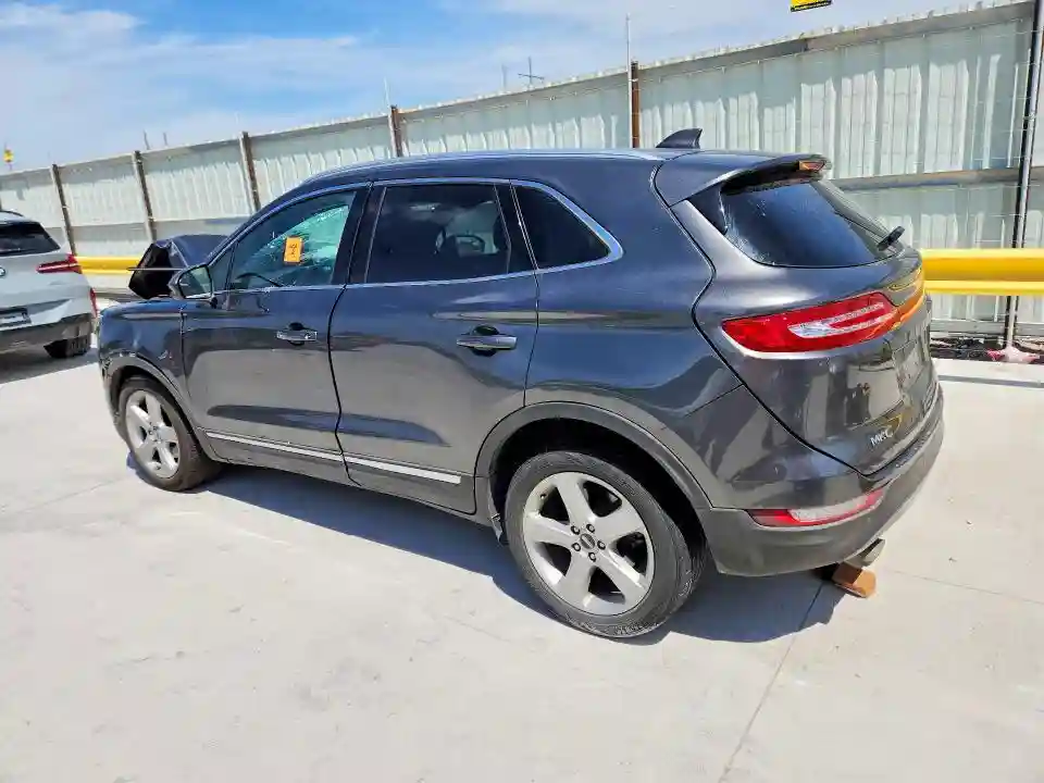 5LMCJ1C95HUL24813 2017 LINCOLN MKC-1