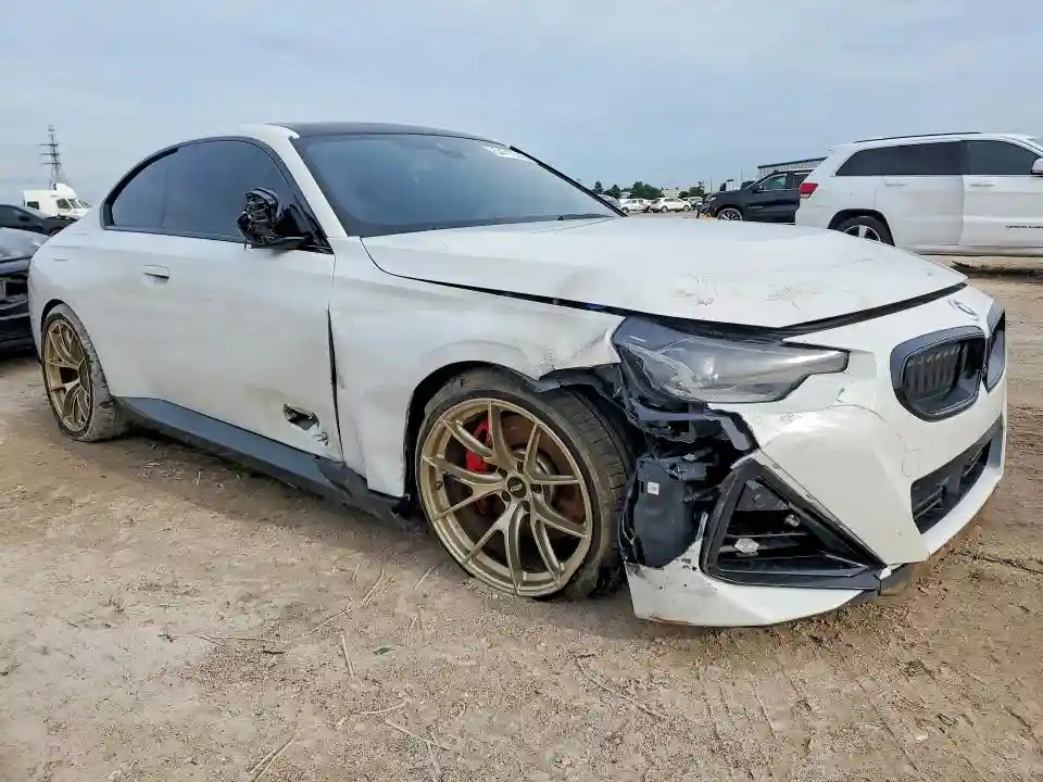 3MW53CM0XN8C49182 2022 BMW M2-3