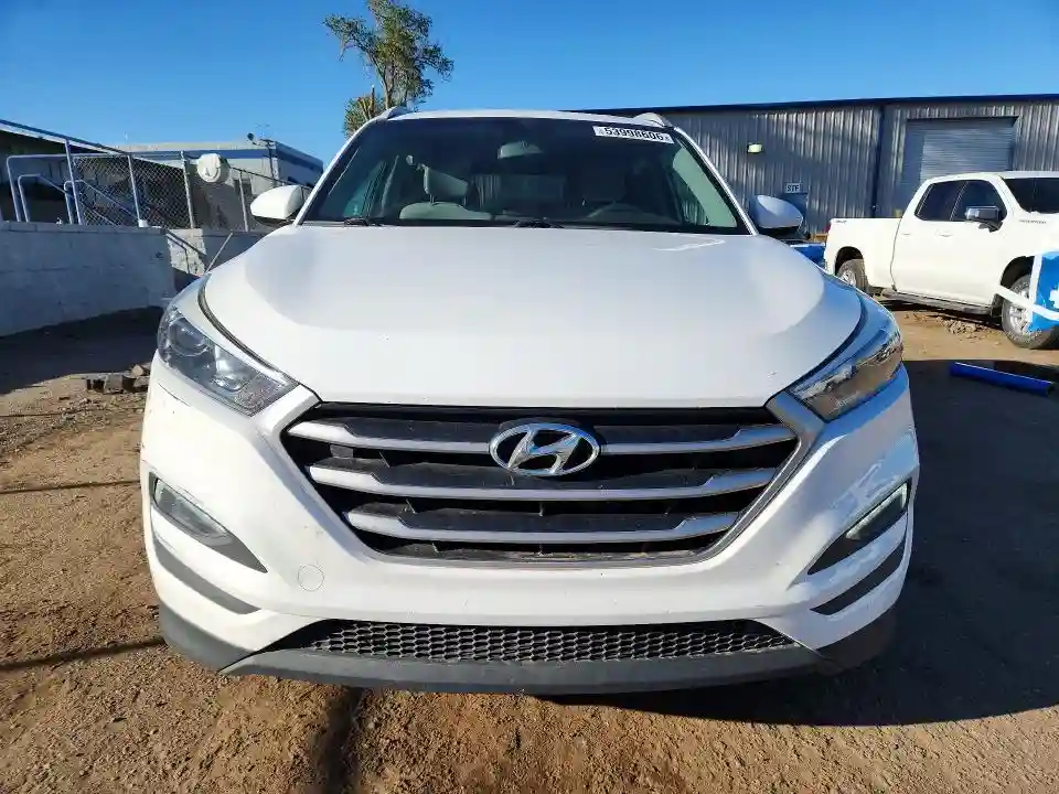 KM8J33A45JU743547 2018 HYUNDAI TUCSON-4