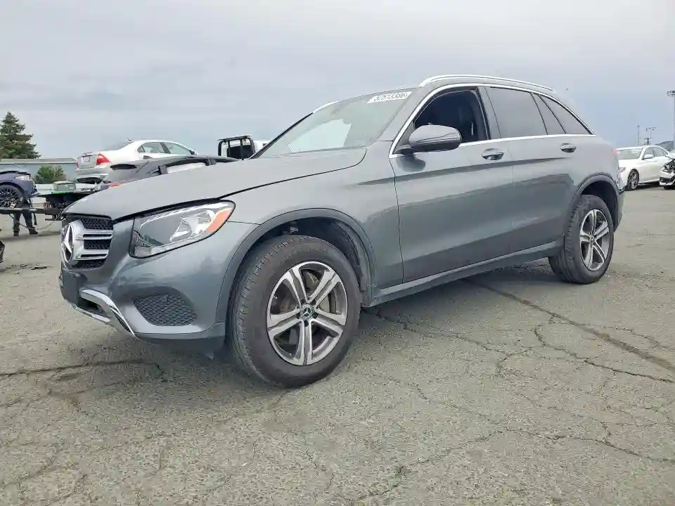 WDC0G4JB7JV030047 2018 MERCEDES-BENZ GLC-CLASS-0