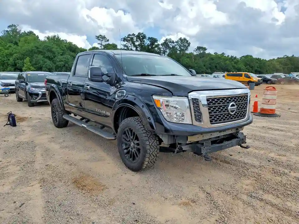 1N6AA1F23HN549963 2017 NISSAN TITAN-3