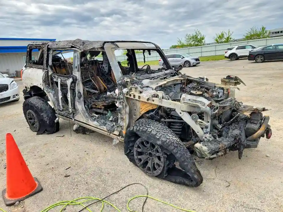 1FMEE5JR0PLB00363 2023 FORD BRONCO-3