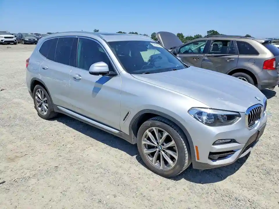 5UXTR7C5XKLF29008 2019 BMW X3-3