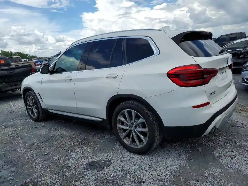 5UXTR7C50KLR44688 2019 BMW X3-1