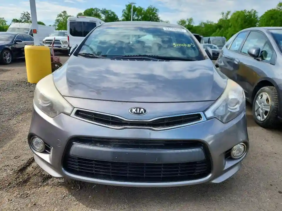 KNAFZ5A35G5592172 2016 KIA FORTE-4