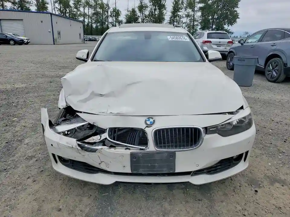 WBA3B5G52FNS19444 2015 BMW 3 SERIES-4