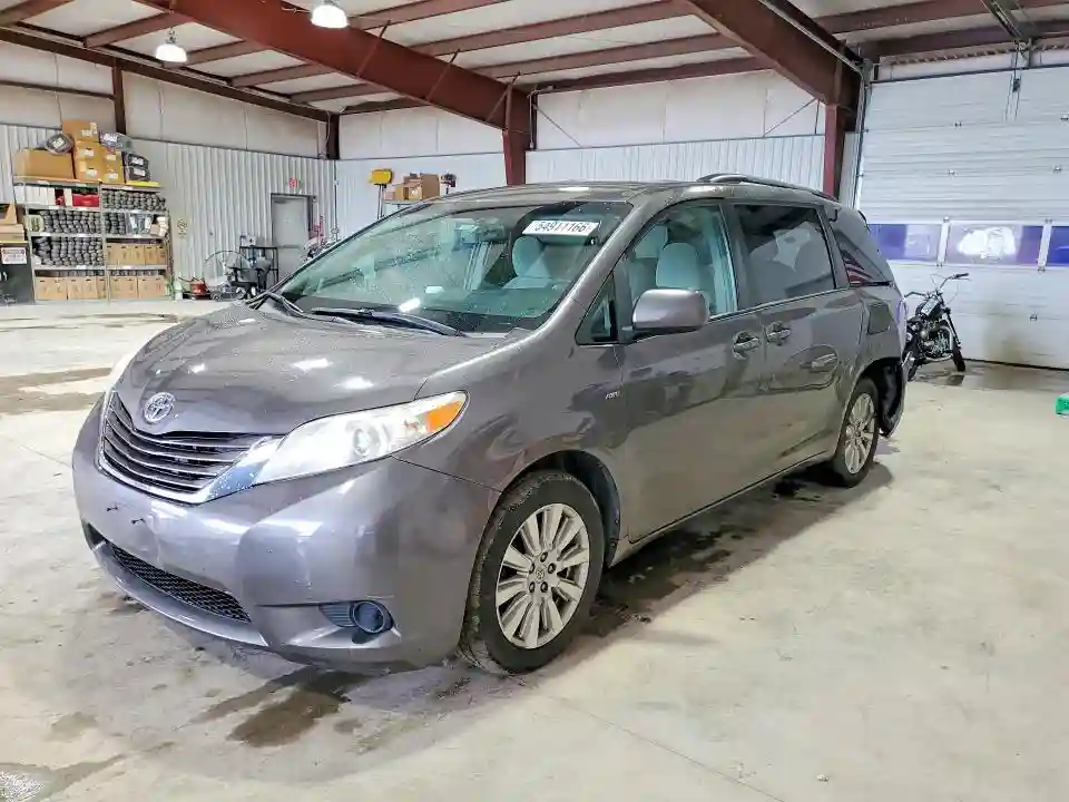 5TDJZ3DCXHS163747 2017 TOYOTA SIENNA-0