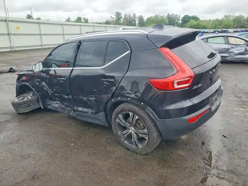 YV4162UL9K2101805 2019 VOLVO XC40-1