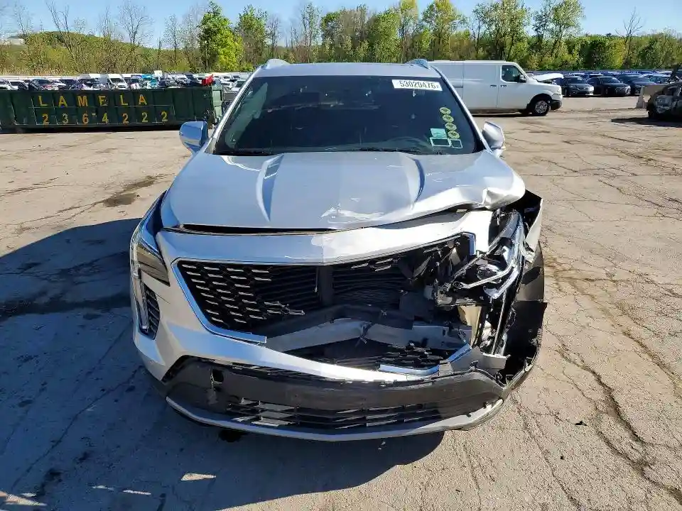 1GYFZDR44KF120004 2019 CADILLAC XT4-4