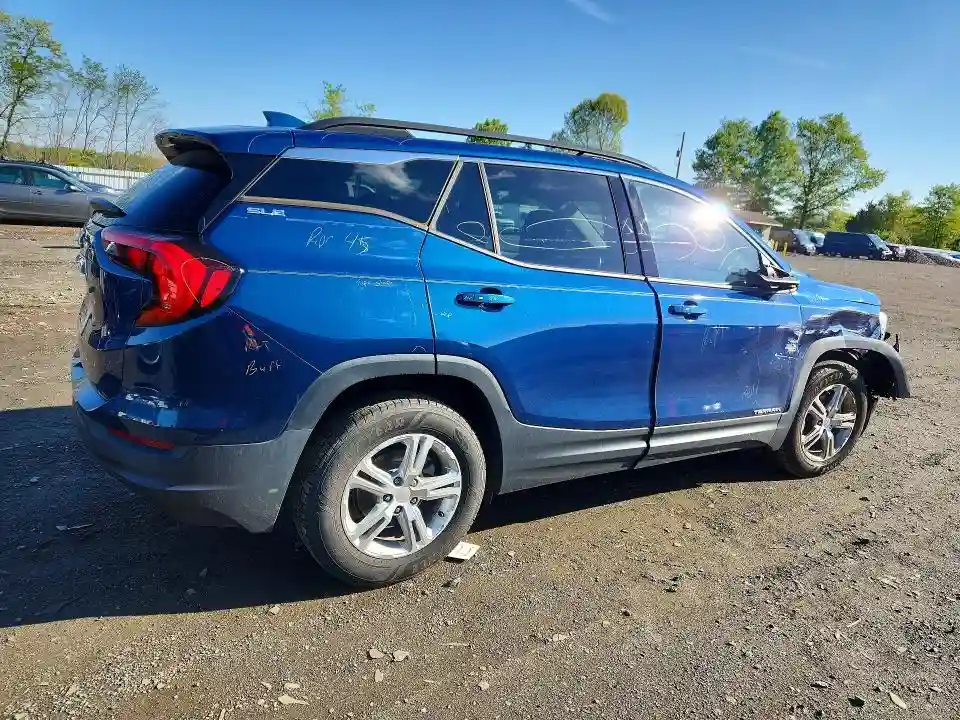 3GKALMEV9KL327319 2019 GMC TERRAIN-2