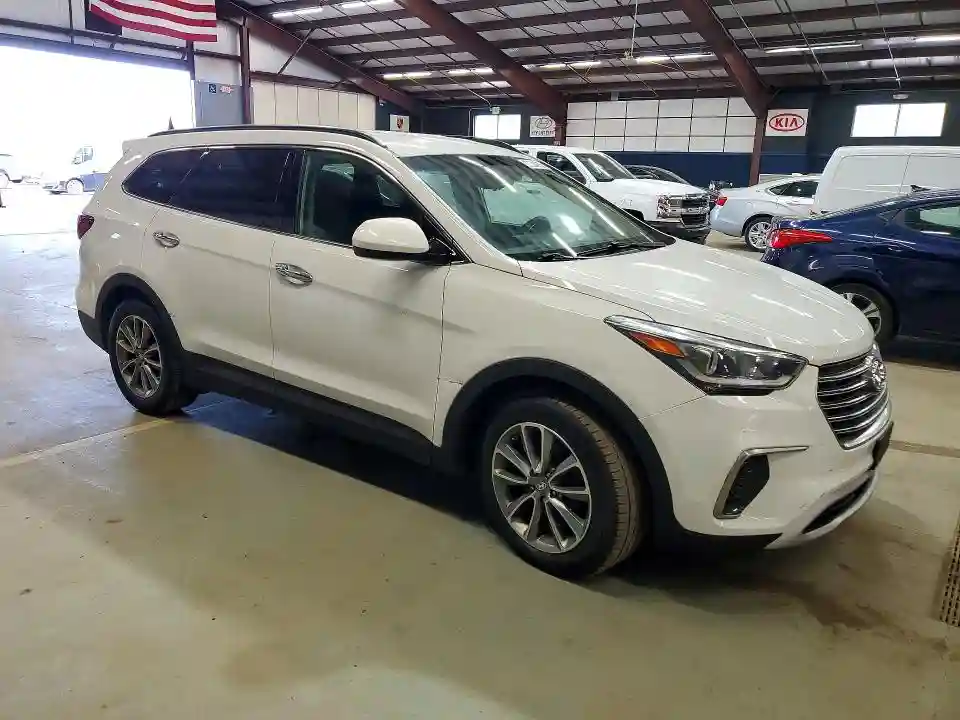 KM8SMDHF9HU219763 2017 HYUNDAI SANTA FE-3