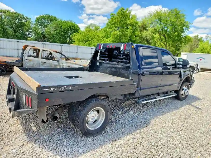 1FT8W3DT8NEC87279 2022 FORD F350-3