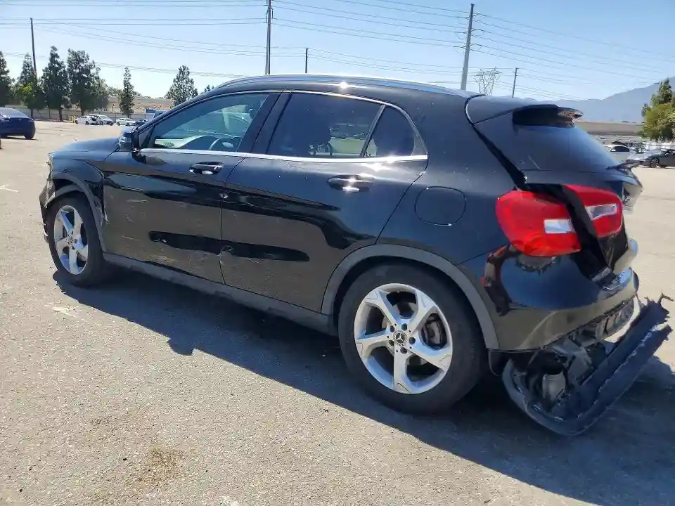 WDCTG4EB0KU003870 2019 MERCEDES-BENZ GLA-CLASS-1