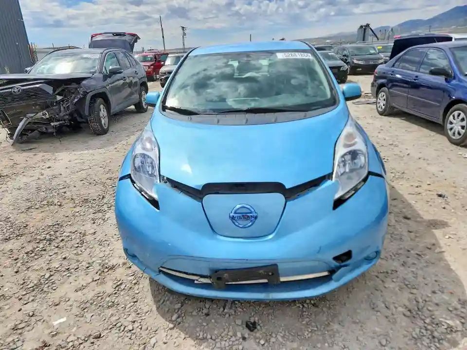 1N4AZ0CP2FC312563 2015 NISSAN LEAF-4