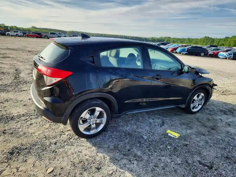 3CZRU5H3XMM730390 2021 HONDA HR-V-2