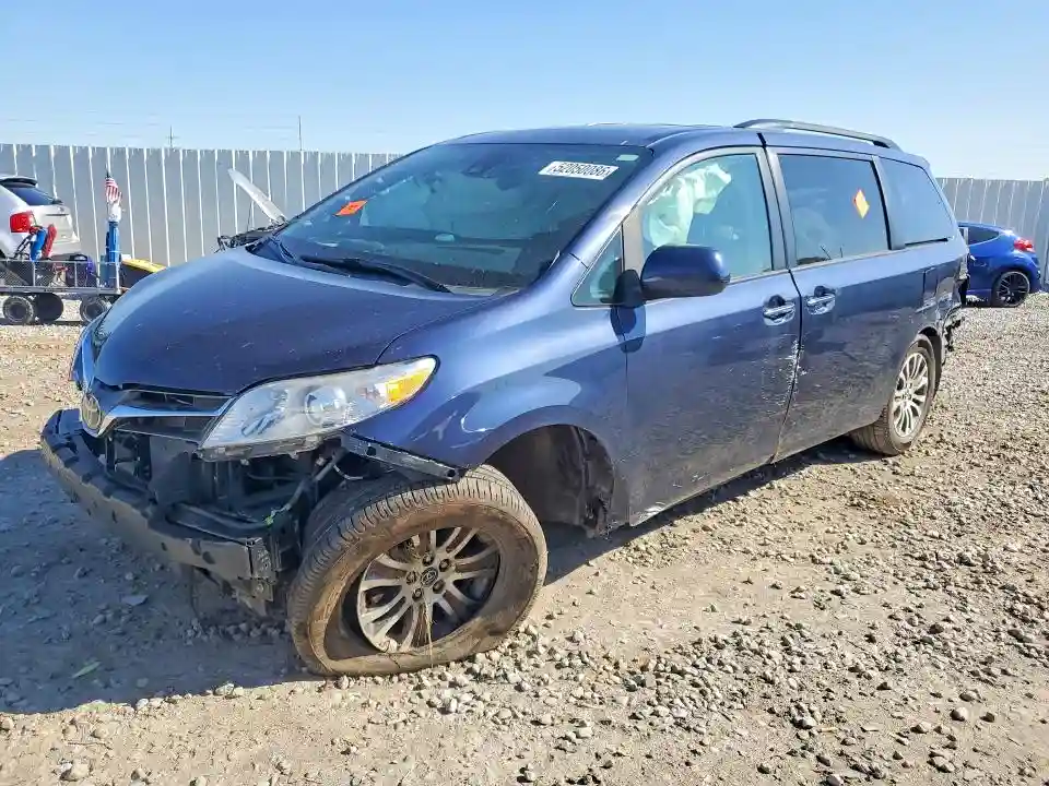 5TDYZ3DC0JS914357 2018 TOYOTA SIENNA-0
