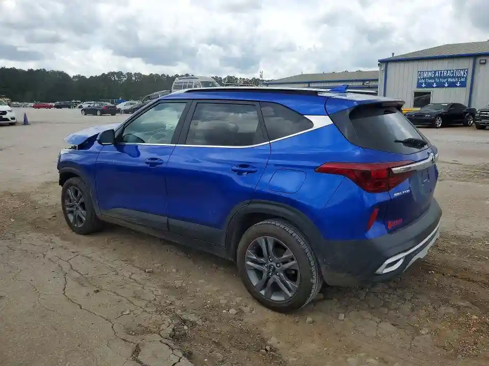 KNDEU2AA0M7226887 2021 KIA SELTOS-1