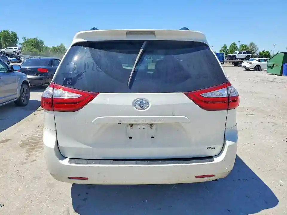 5TDYZ3DC2HS821415 2017 TOYOTA SIENNA-5