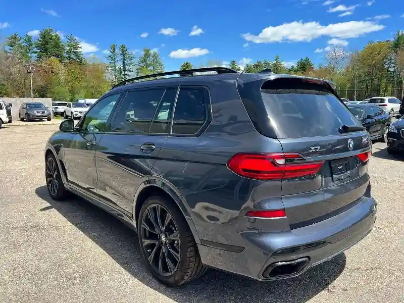 5UXCX6C00N9J47458 2022 BMW X7-2