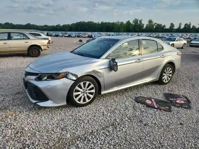 JTNB11HKXJ3013867 2018 TOYOTA CAMRY-0