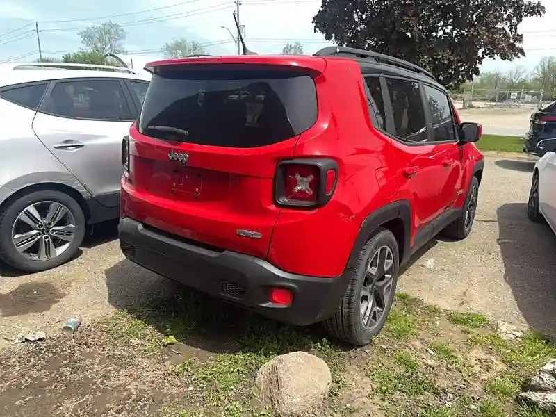 ZACCJABT8GPC75076 2016 JEEP RENEGADE-3