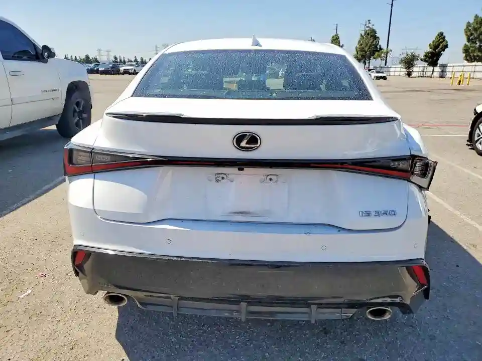 JTHGZ1B22N5053980 2022 LEXUS IS-5
