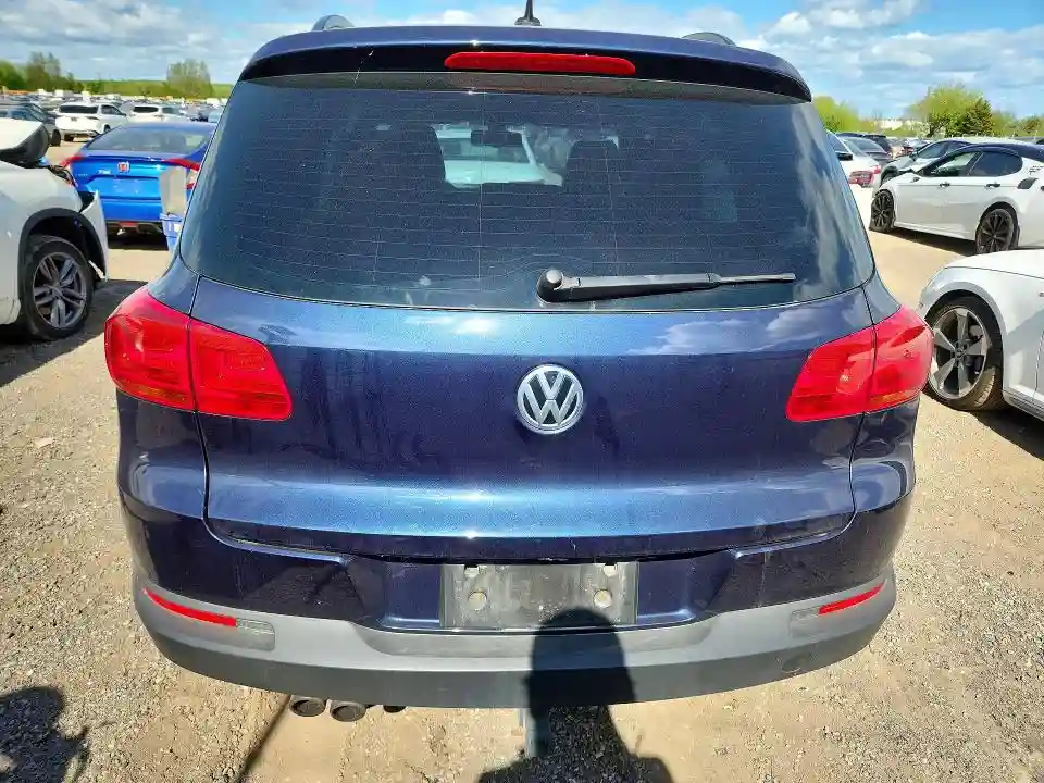 WVGNV7AX6HK041711 2017 VOLKSWAGEN TIGUAN-5